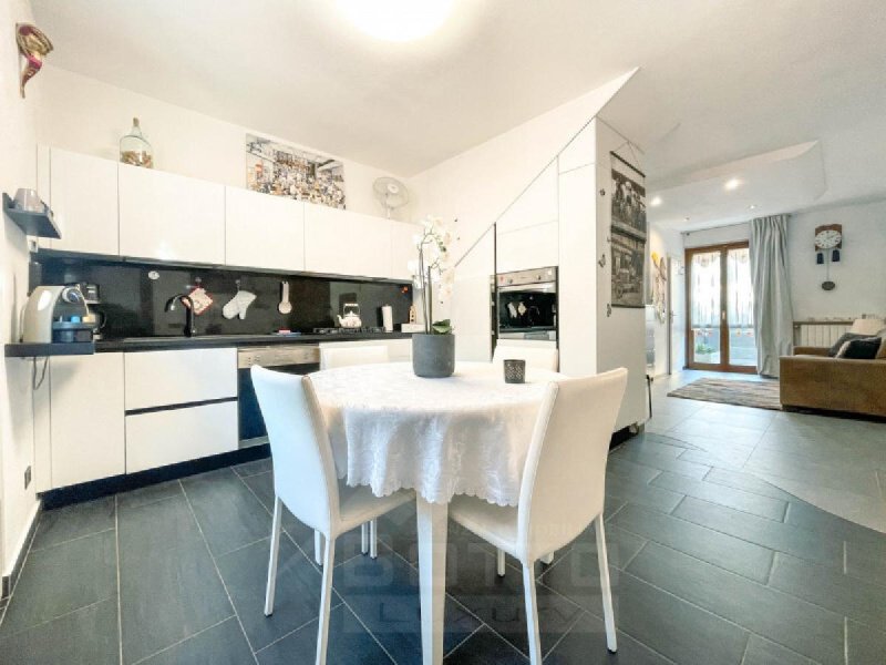 6 Bedrooms Terraced house for sale in Cannobio [811014] | Gate-away®