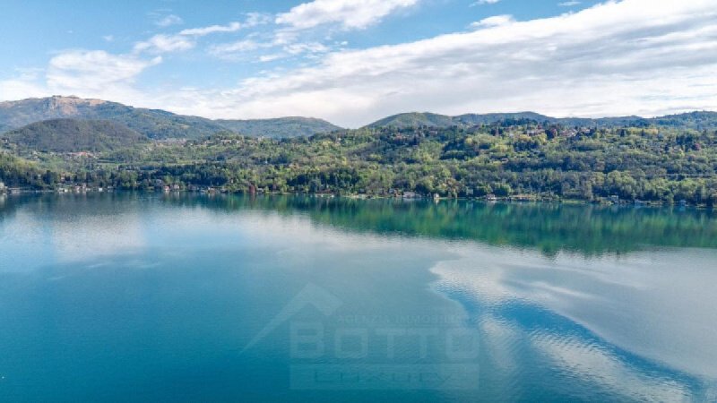 Casa de campo em San Maurizio d'Opaglio