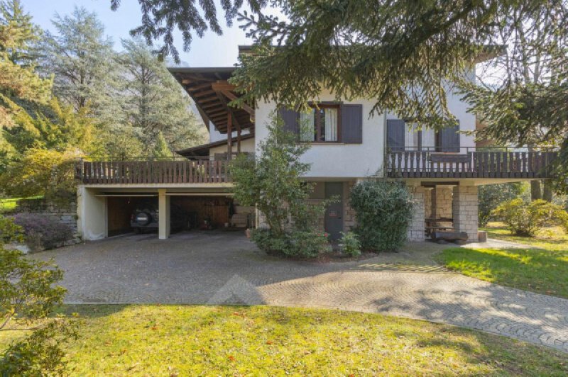 4 Bedrooms Villa for sale in Omegna [811912] | Gate-away®