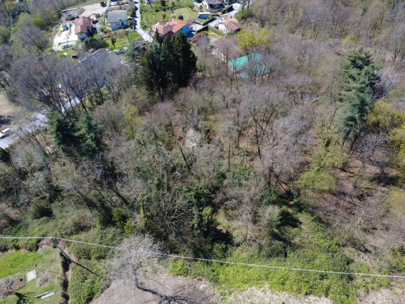 Building plot in Vignone