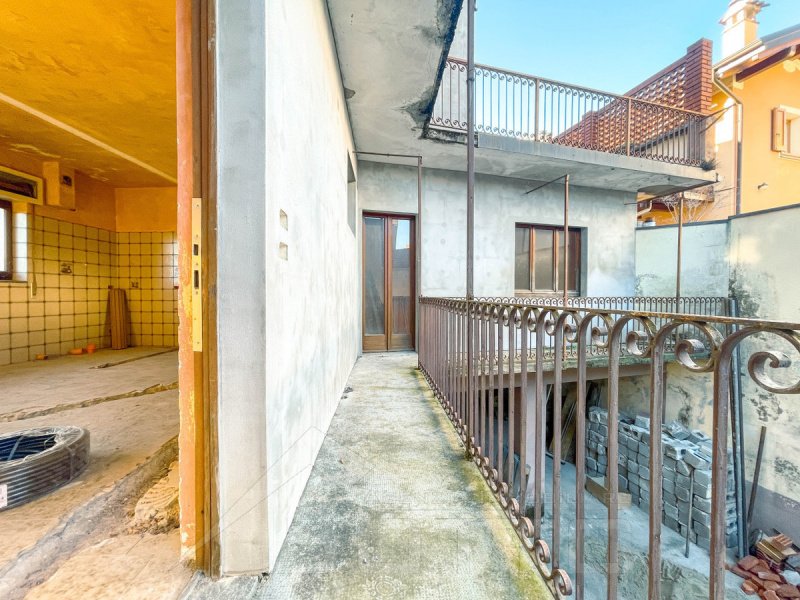 Wohnung in Nebbiuno