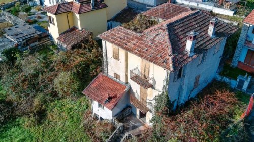 Villa en Casale Corte Cerro