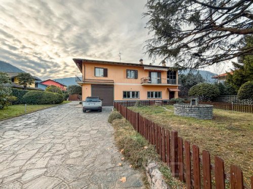 Villa a Gravellona Toce