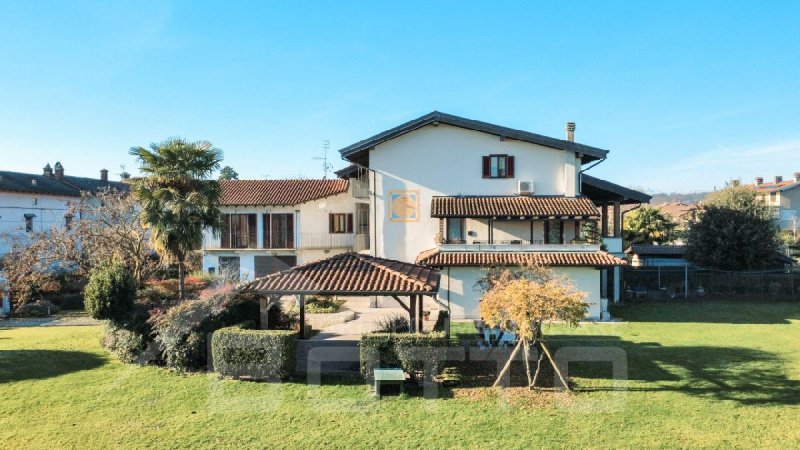 Casa independiente en Marano Ticino