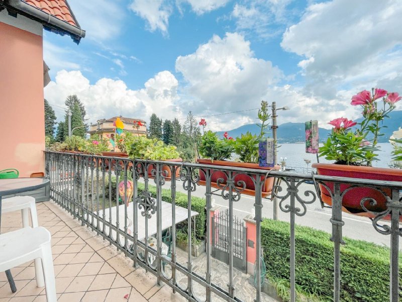 Villa in Oggebbio