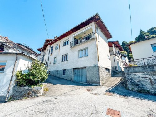 Villa in Stresa