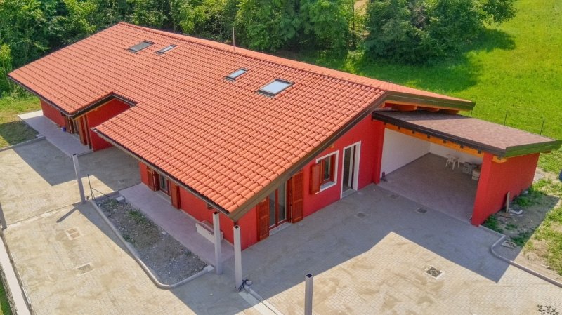 Villa a Gravellona Toce