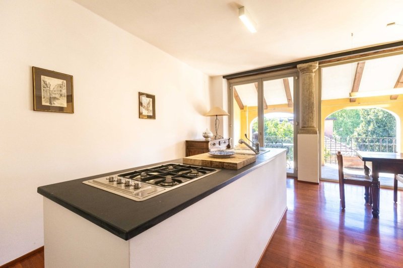 Villa à Miasino