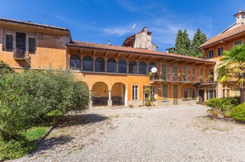 Villa à Miasino