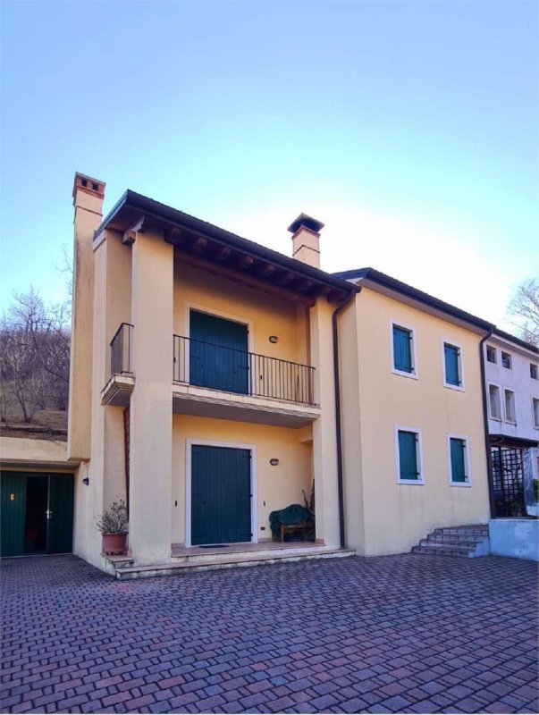 Haus in Vittorio Veneto