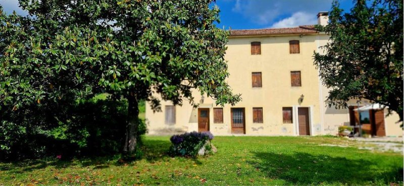 Semi-detached house in Vittorio Veneto