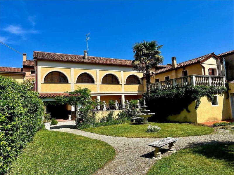 Villa in Vittorio Veneto