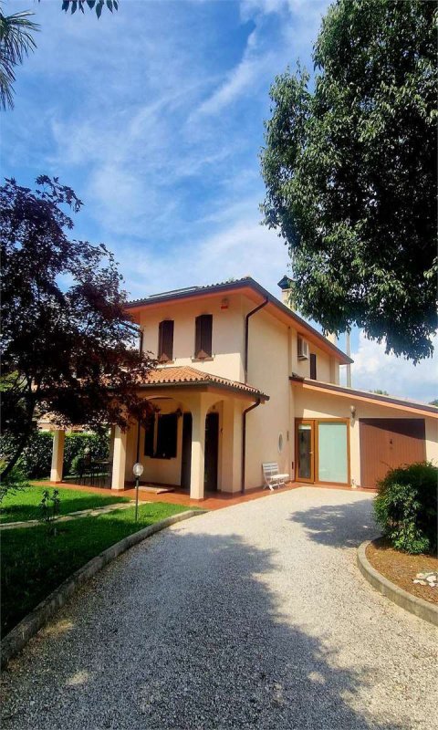 蒙特贝卢纳半独立房屋