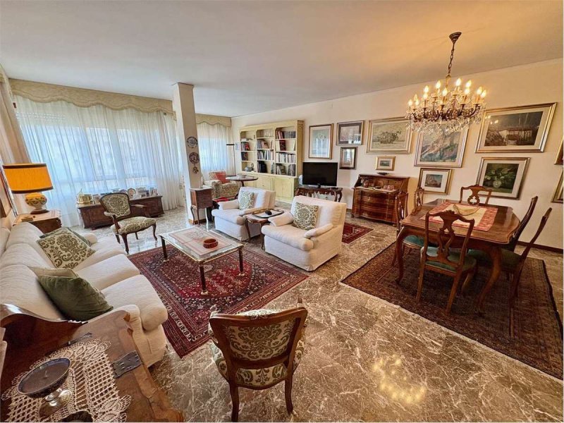 维托里奥威尼托公寓